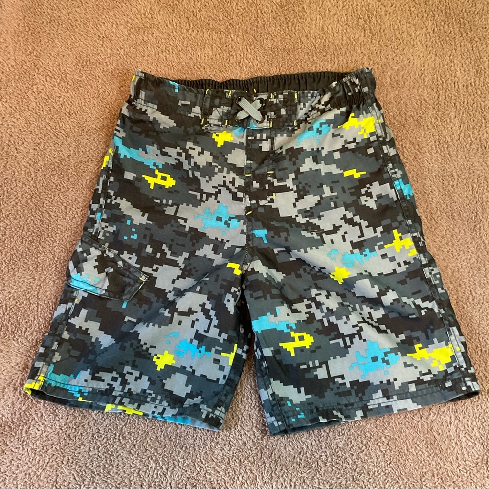 Cherokee Boys Swim Trunks Size Medium Digital Camouflage Design Gray Blue Yellow